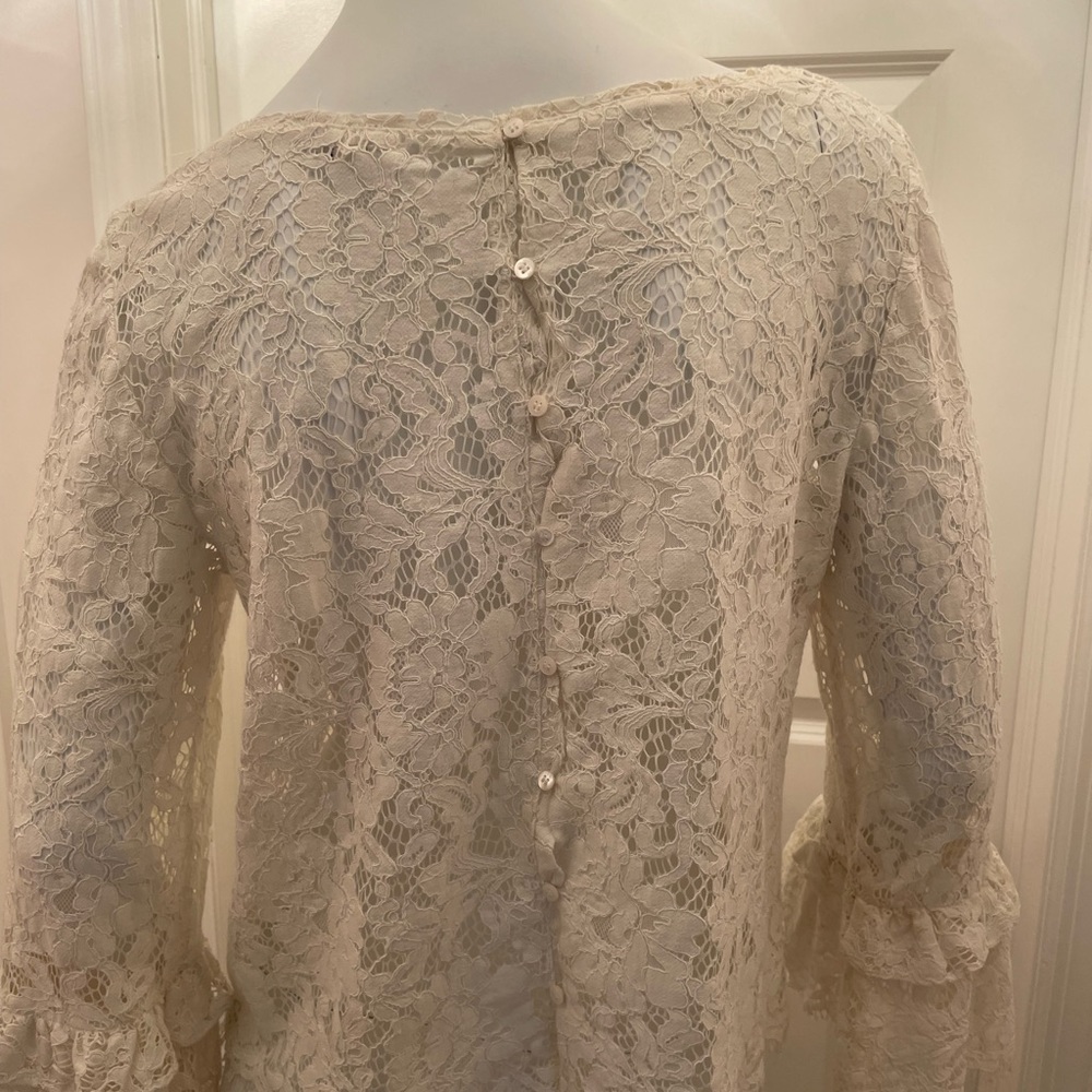 Club Monaco Lace ruffle sleeve eyelet top size M